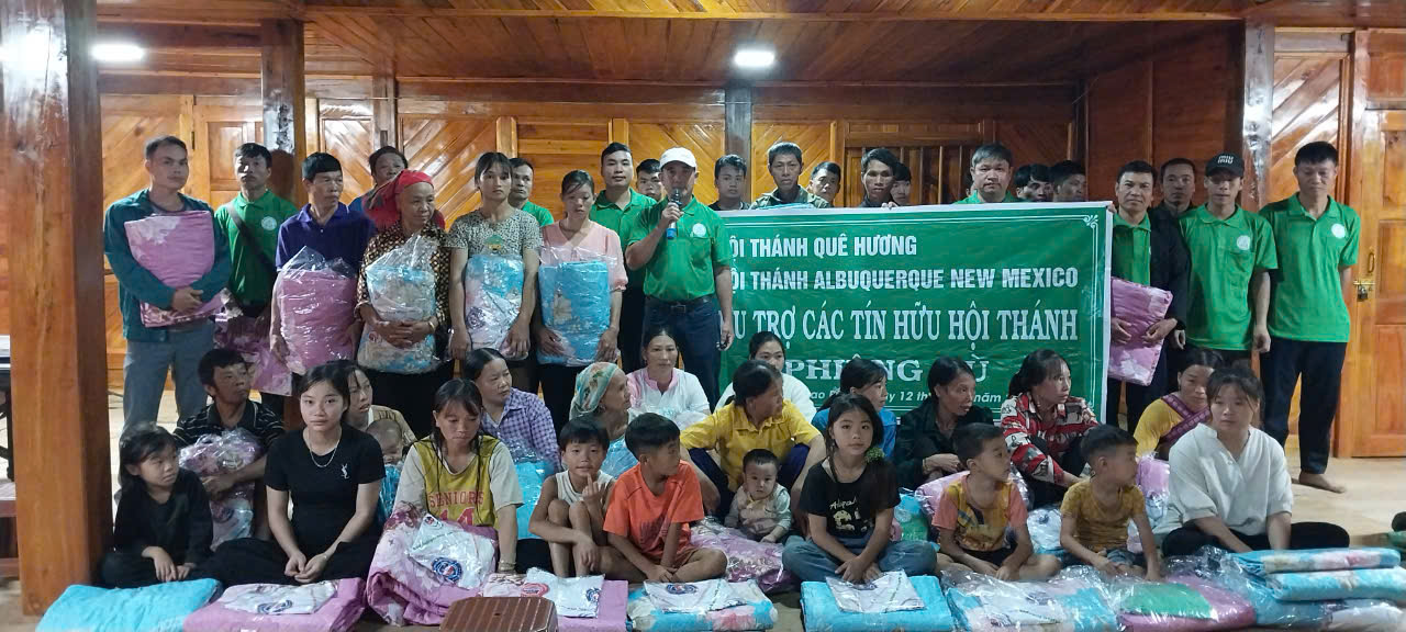 Hành Trình Viếng Thăm & Tặng Quà Hội Thánh Người Sán Chỉ